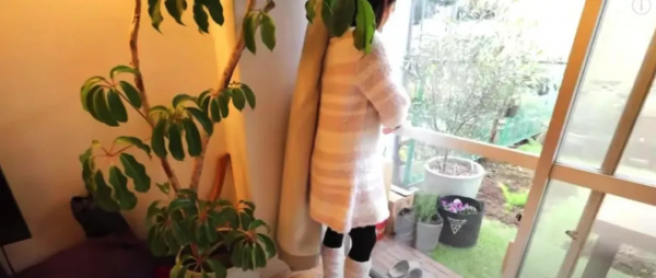 27歲日本家庭主婦圍著孩子轉的一天，卻被人羨慕她的從容優雅