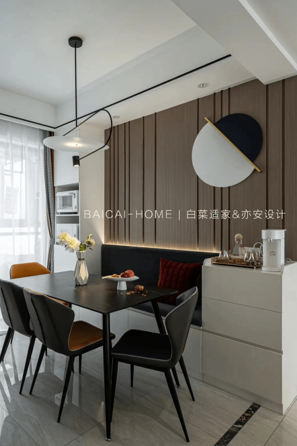 現代輕奢：91平精裝房改造，用色彩創造時尚之家