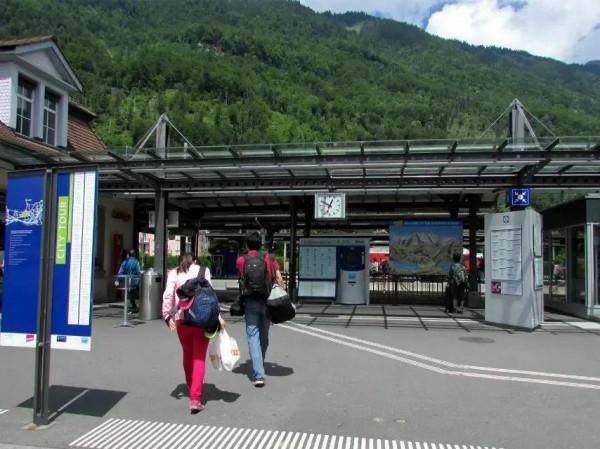 瑞士之行——從蒙特勒到格林瓦爾德