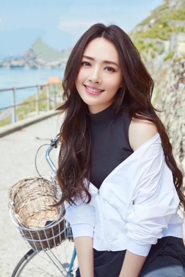 “豪門貴婦”郭碧婷到底有多美？（多圖）