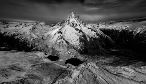 中國蜀山之王，比珠穆朗瑪峰更難攀登，到底是什麼原因呢？