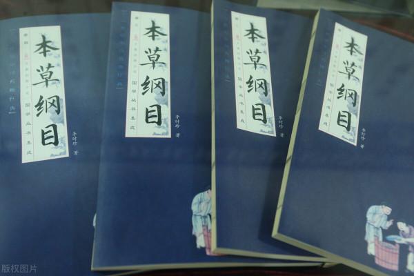 長在石頭上的草,石菖蒲煮水泡腳,鎮靜安神睡好覺 長在石頭上的草,石菖蒲煮水泡腳,鎮靜安神睡好覺