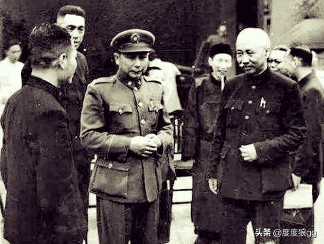 蔣介石在大陸最後一道命令，為何是炮轟上將公館？差點又成階下囚