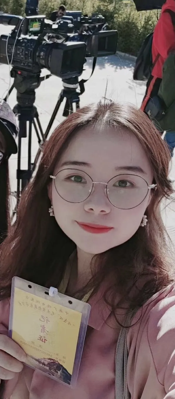 優秀！藏族學霸姐妹花：考入北京同所大學，畢業又雙雙考上公務員！