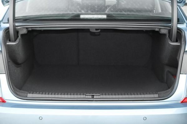 純電續航63公里，起步22.99萬元還掛綠牌，帕薩特PHEV怎麼樣？