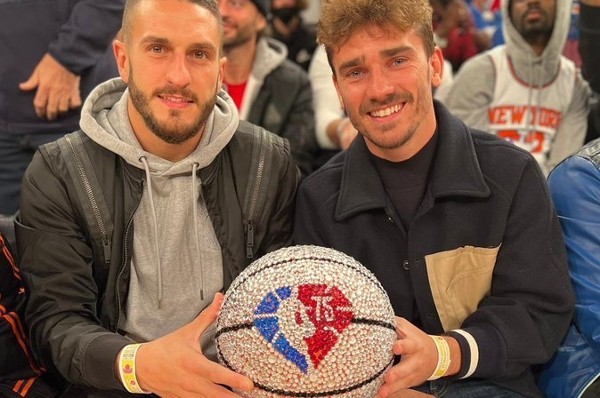 同樣是看比賽，但沒有對比就沒有傷害，維尼修斯還需要繼續努力