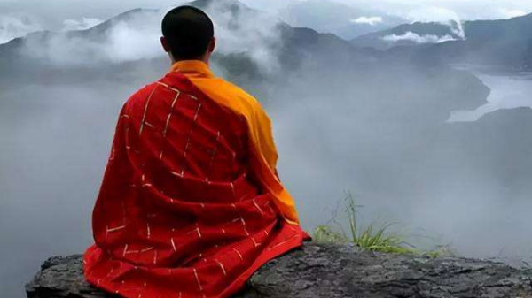 名牌大學生畢業後出家，父母卻苦苦尋找了三年，心靜了親情在哪