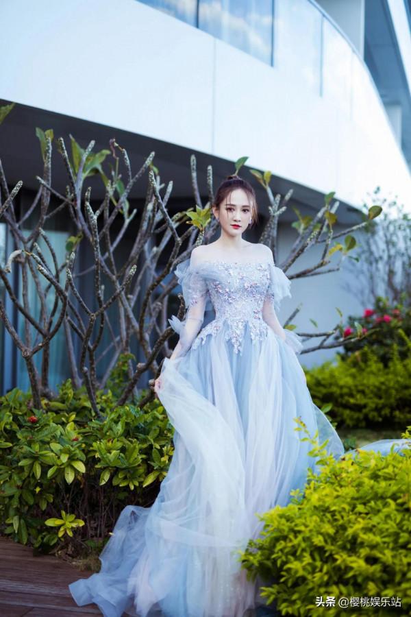 陳喬恩驚豔美圖，根本不像四十多歲