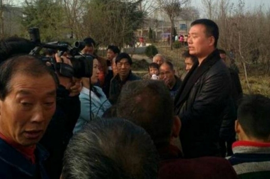 王奉友：蟻力神背後的男人，曾騙120萬農民，涉案金額達200億