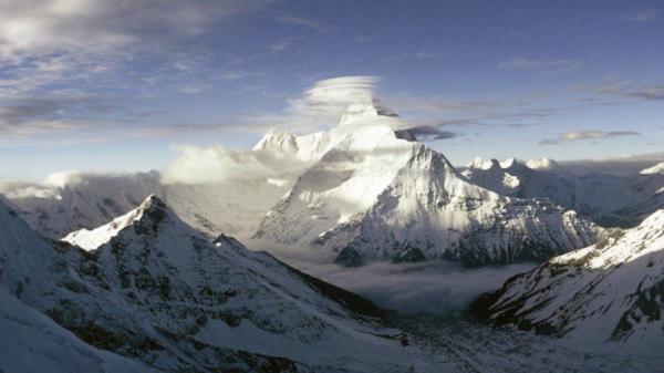 中國用2000噸重盾構機,挖穿喜馬拉雅山,建世界海拔最高鐵路 中國用2000噸重盾構機,挖穿喜馬拉雅山,建世界海拔最高鐵路