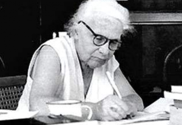 娶中國女演員,奮鬥16年終入中國籍的沙博理,直言:我的根在中國 娶中國女演員,奮鬥16年終入中國籍的沙博理,直言:我的根在中國