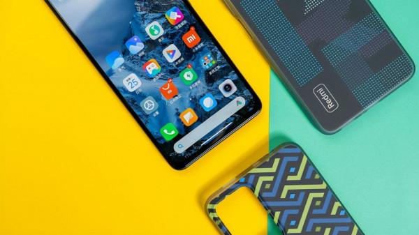 年底實惠換機之選 這些手機好用還不貴