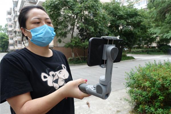 如此小巧便攜的三軸穩定器你用過嗎?隨拍ATOM2手機穩定器體驗 如此小巧便攜的三軸穩定器你用過嗎?隨拍ATOM2手機穩定器體驗