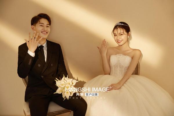 拍了才知道多美的光影婚照，氛圍感直接拉滿