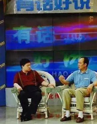 從央視離職後，進軍娛樂圈：他的野心到底有多大？