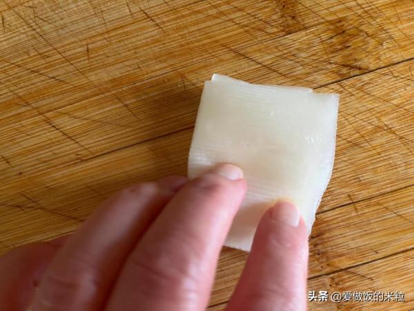 清蒸鰈魚，做法簡單味道一流，飯店的大菜在家就能輕鬆做出來