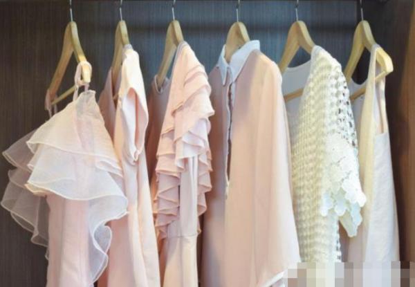 衣服有汙漬怎麼清洗 , 水裡加入這些東西 衣服有汙漬怎麼清洗 , 水裡加入這些東西