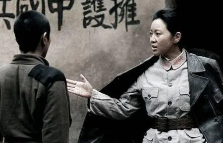 演軍人不招人吐槽的女星，只服這7位，英姿颯爽，具有軍人氣質