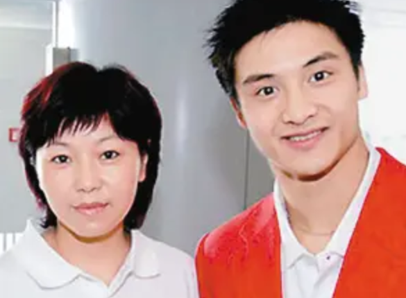 開除田亮力捧全紅嬋、將郭晶晶送上裁判席，周繼紅比你想象還傳奇