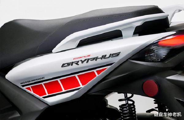 雅馬哈“勁戰六代”新增WGP 60週年紀念版花,運動氣質更加強烈 雅馬哈“勁戰六代”新增WGP 60週年紀念版花,運動氣質更加強烈