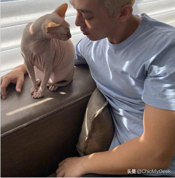 韓國男神們寵物大盤點!萌寵+美男不要太養眼 韓國男神們寵物大盤點!萌寵+美男不要太養眼