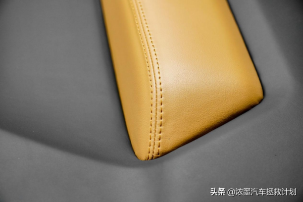 「可愛小車」整備一臺袖珍小車鈴木吉姆尼，有型才能釋放你的個性