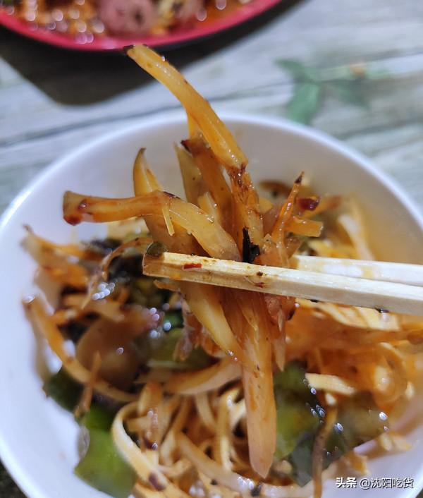 二嫂肉串、五嫂海鮮咱都吃過,這次嚐嚐七嫂臘腸和回鍋肉 二嫂肉串、五嫂海鮮咱都吃過,這次嚐嚐七嫂臘腸和回鍋肉