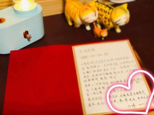 自律健身女王，深夜因Soul上一份紅燒肉，找到了專屬飼養員？