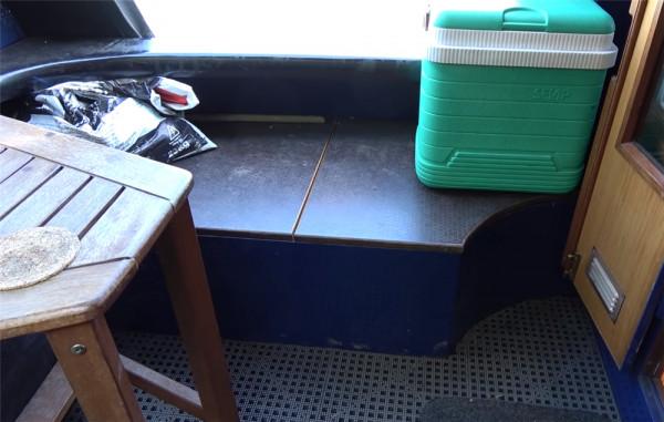 52歲的他放棄一切，住進33㎡“房船”中漂泊流浪，一晃已生活5年