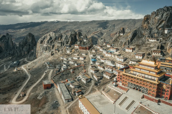 兩個人，一輛車，阿里北線無人區穿越