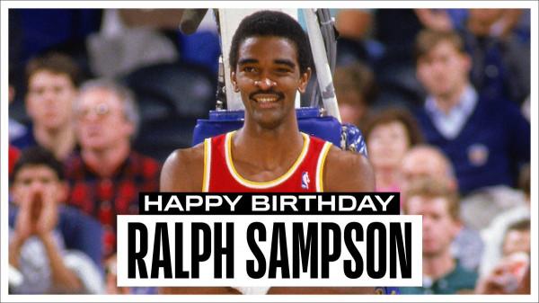 新秀賽季就入選全明星，2米2的彈跳狂人，運動能力爆炸的中鋒