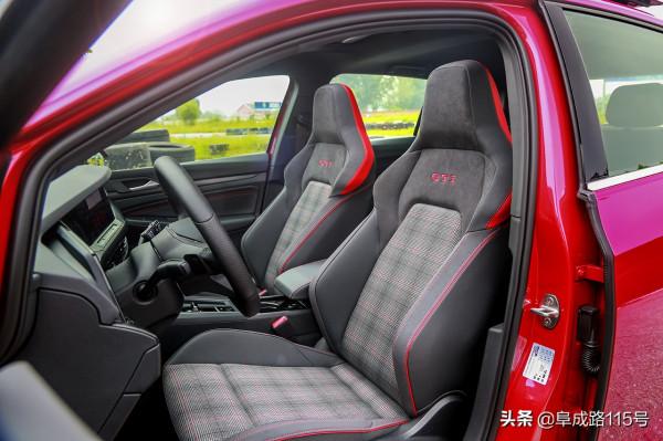 7.1秒破百的8代高爾夫GTI 能否讓我放棄對凱迪拉克CT4、CT5的青睞 7.1秒破百的8代高爾夫GTI 能否讓我放棄對凱迪拉克CT4、CT5的青睞