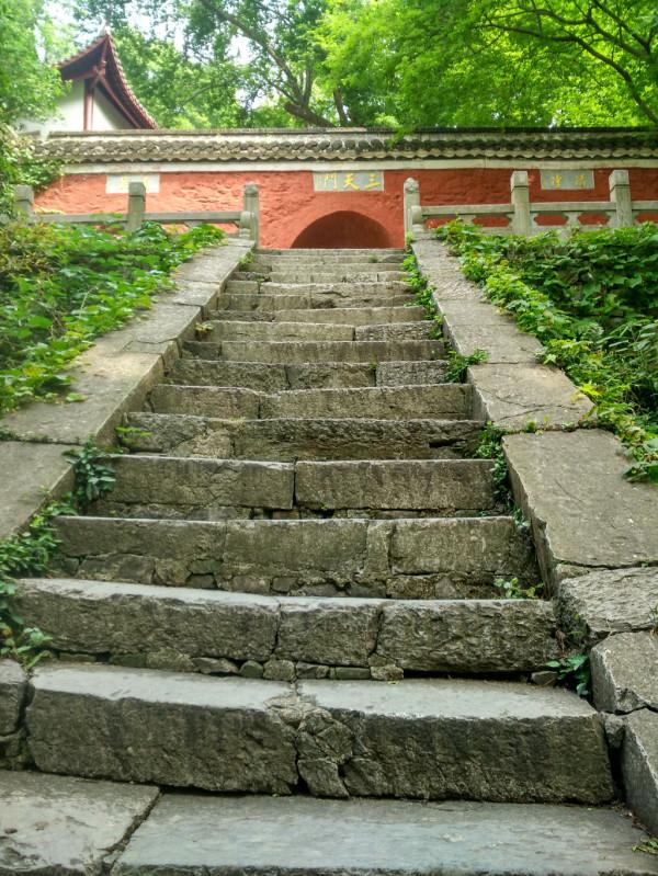 臺階為什麼總是單數？老祖宗為啥會有這樣的講究？你瞭解這些嗎？