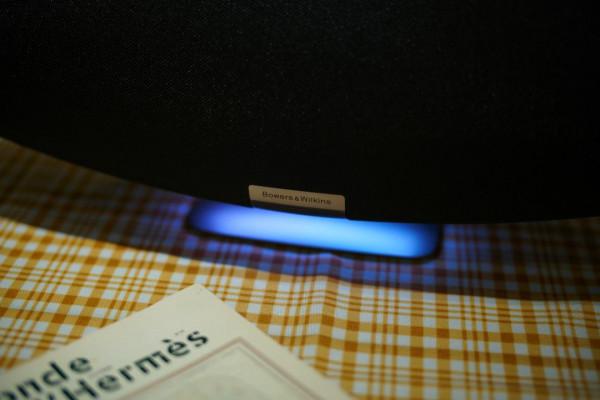 以Hi-end音質標準打造的時尚齊柏林飛艇 - B&;W Zeppelin5代 以Hi-end音質標準打造的時尚齊柏林飛艇 - B&;W Zeppelin5代