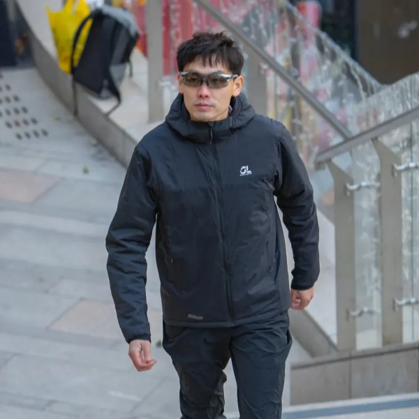 超輕保暖的GEAR LAB氣凝膠棉服，算是運動服裝裡的黑科技嗎？