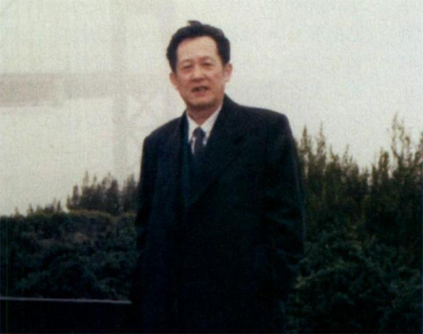1984年，北京一環衛女工突然收到30億，第二天就壕捐24億，為啥？
