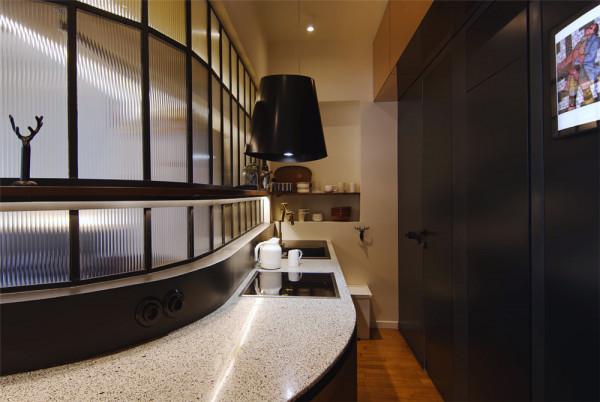 發現一對70後夫婦的家：48㎡的古典裝修很有味道，實在太會裝飾了