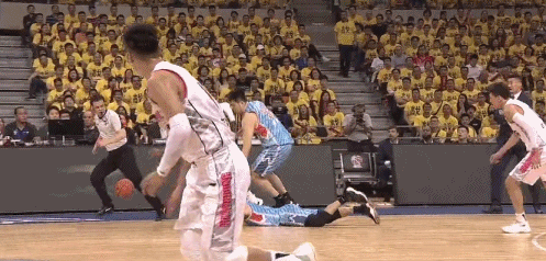 天山腳下,新疆隊長 天山腳下,新疆隊長