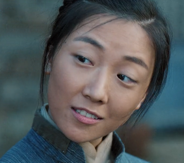 曾經跟胡歌搭檔，如今在《功勳》裡演村姑，菅紉姿也是個寶藏女孩