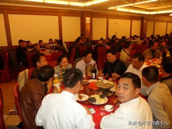 戰友群歌，獻給退伍軍人