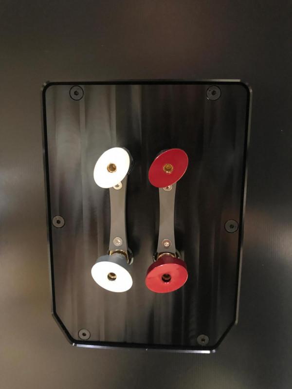 全金屬外殼 美國YG Acoustics Vantage萬特音箱