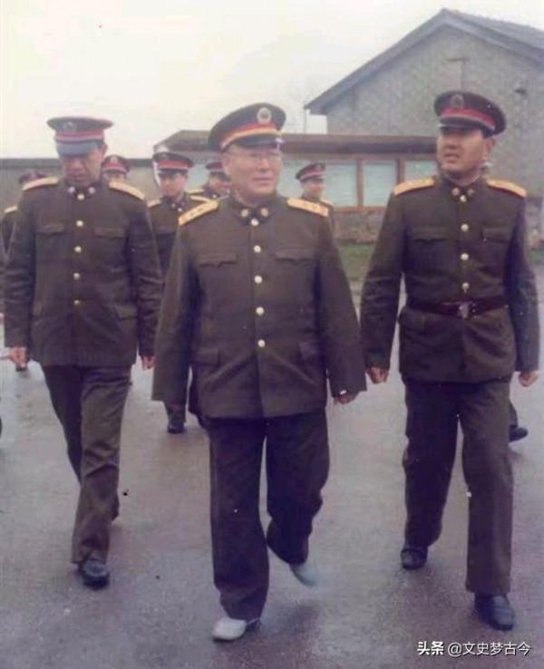 1990年,七大軍區領導班子調整,哪幾個軍區換將?什麼軍銜? 1990年,七大軍區領導班子調整,哪幾個軍區換將?什麼軍銜?