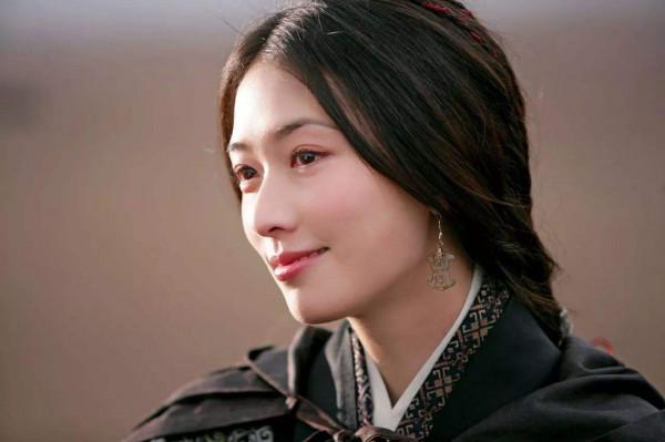 5位國民度極高的明星如何跌下&OpenCurlyDoubleQuote;神壇&rdquo;？各有各的&OpenCurlyDoubleQuote;作&rdquo;法