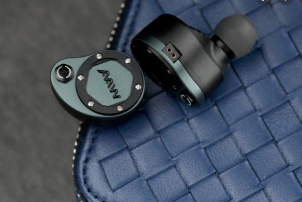 動輒萬元的HIFI入耳式耳機，是不是“智商稅”？玩了6年告訴你