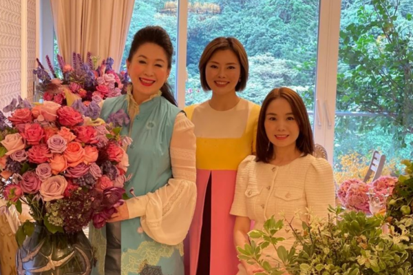 林正英殭屍片御用“女鬼”，退圈後成保險界王牌，住4600萬豪宅​