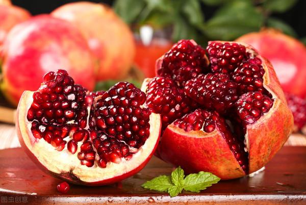 明日中秋節,不管有錢沒錢,記得吃“中秋八寶”,寓意團圓人長久 明日中秋節,不管有錢沒錢,記得吃“中秋八寶”,寓意團圓人長久