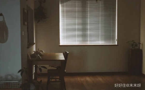 一個女生的東西可以少到什麼地步？