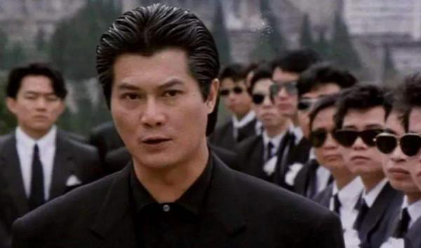 被偏愛的“隱世大佬”鄧光榮，與十幾位港星的愛恨情仇太精彩