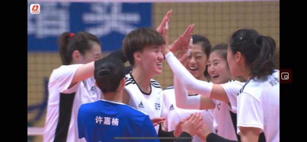 3比0完勝!首發7人5位國手,遼寧女排以大欺小,25比11虐暴浙江 3比0完勝!首發7人5位國手,遼寧女排以大欺小,25比11虐暴浙江