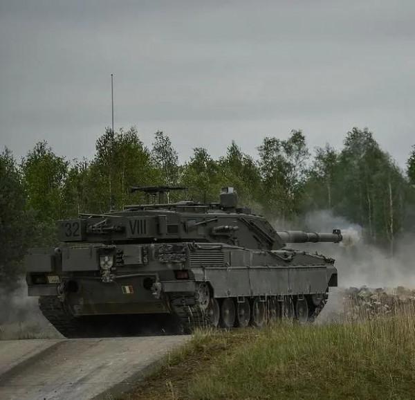 C1“公羊”坦克圖集（87圖）